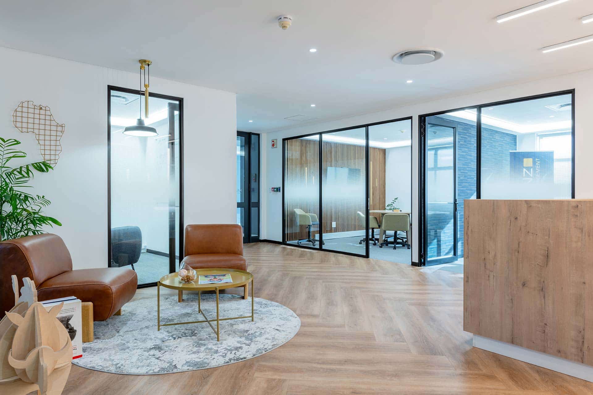 Client lounge from one of the best commercial interior design companies