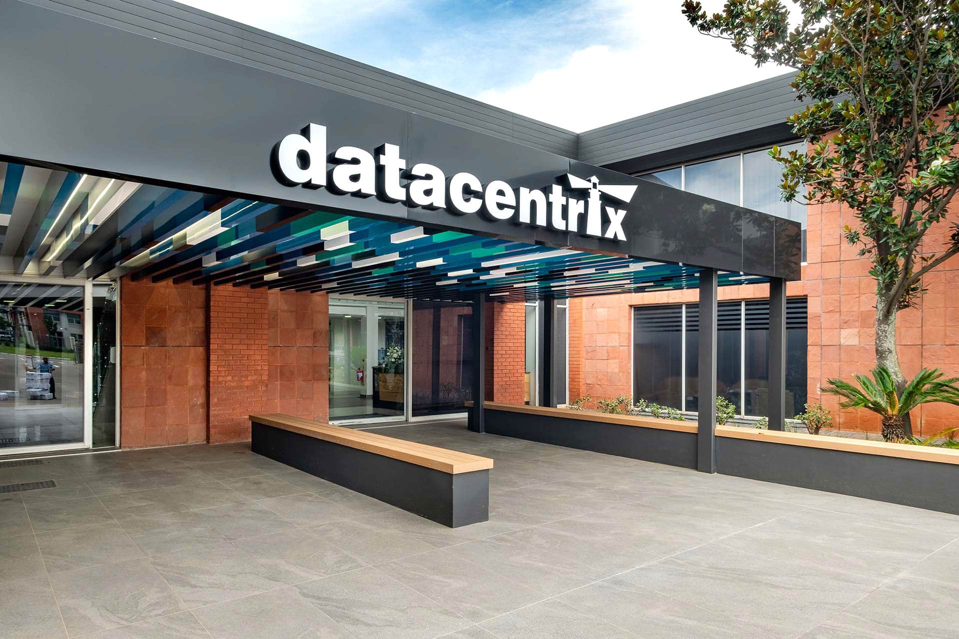 Datacentrix exteriors showcase workspace design