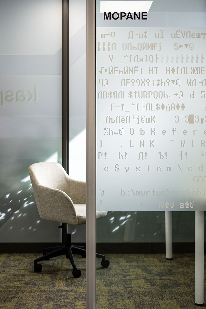 Call pod with office wall design