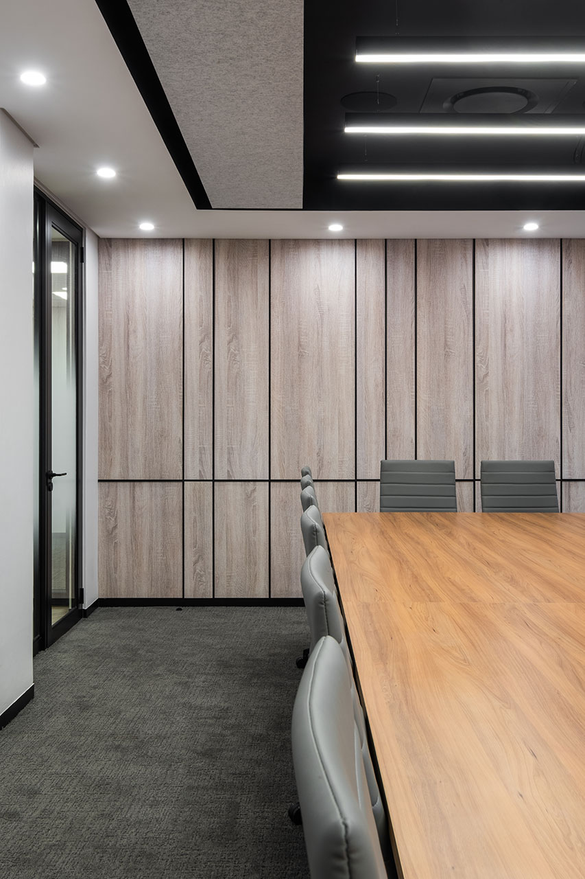 Interior office design wall panel finishes in the boardroom