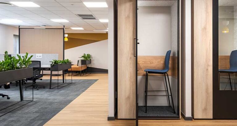 Flexible workspace design with collaboration areas and desks and focus rooms to accommodate your workflow